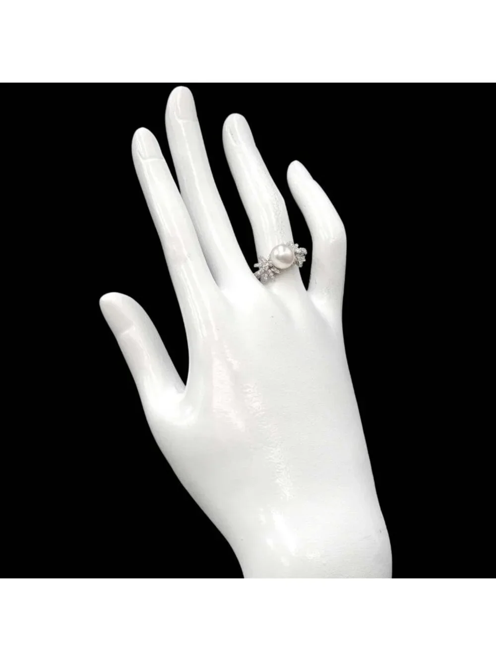 Tiffany & Co. size us